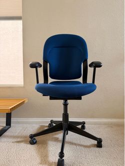 Herman Miller Equa Office Gaming Chair Blue (Made in USA)