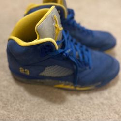 Jordan 5 Laney 