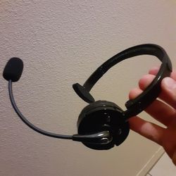 Bluetooth headset for phone calls