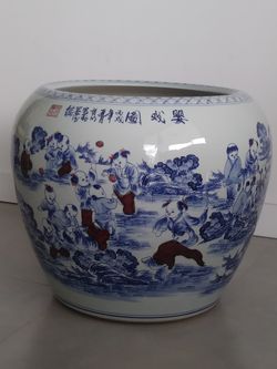 PORCELAIN PLANTER. Large Asian Blue and White