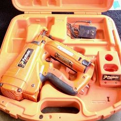Paslode IM250A Finish Nailer