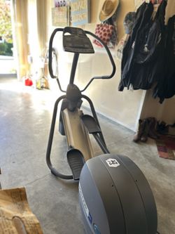 Precor EFX 5.23 Elliptical
