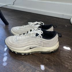 Nike Air Max Size 9 Men Used