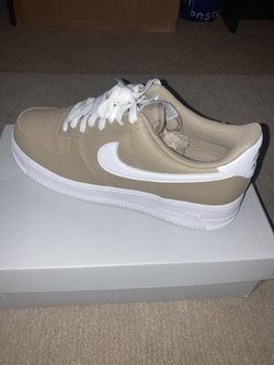*NEW Nike Air Force 1 ‘07 Khaki White