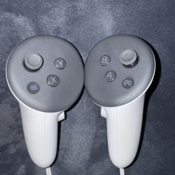 Meta Quest 3 Controllers – Like New (Both Controllers)