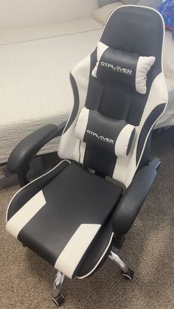 Gaming Chair w/ Footrest & Lumbar Support