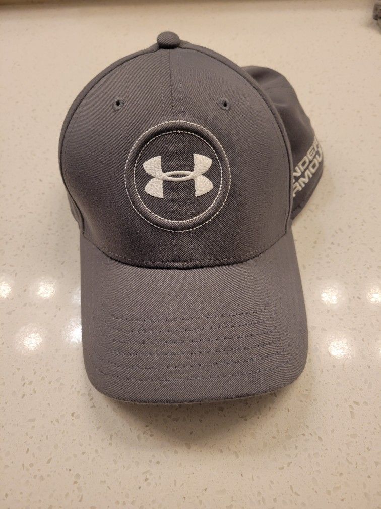 Under Armour golf hat
