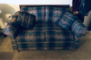 1980 Authentic Vintage two seat sofa. In very good condition no rips no tears no cushion damage original owner