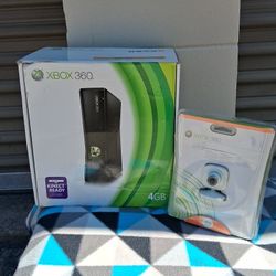 XBOX 360 WITH A LIVE BRAND NEW CAMERA 