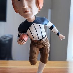 RED GRANGE WRIGLEY FIELD BOBBLEHEAD!