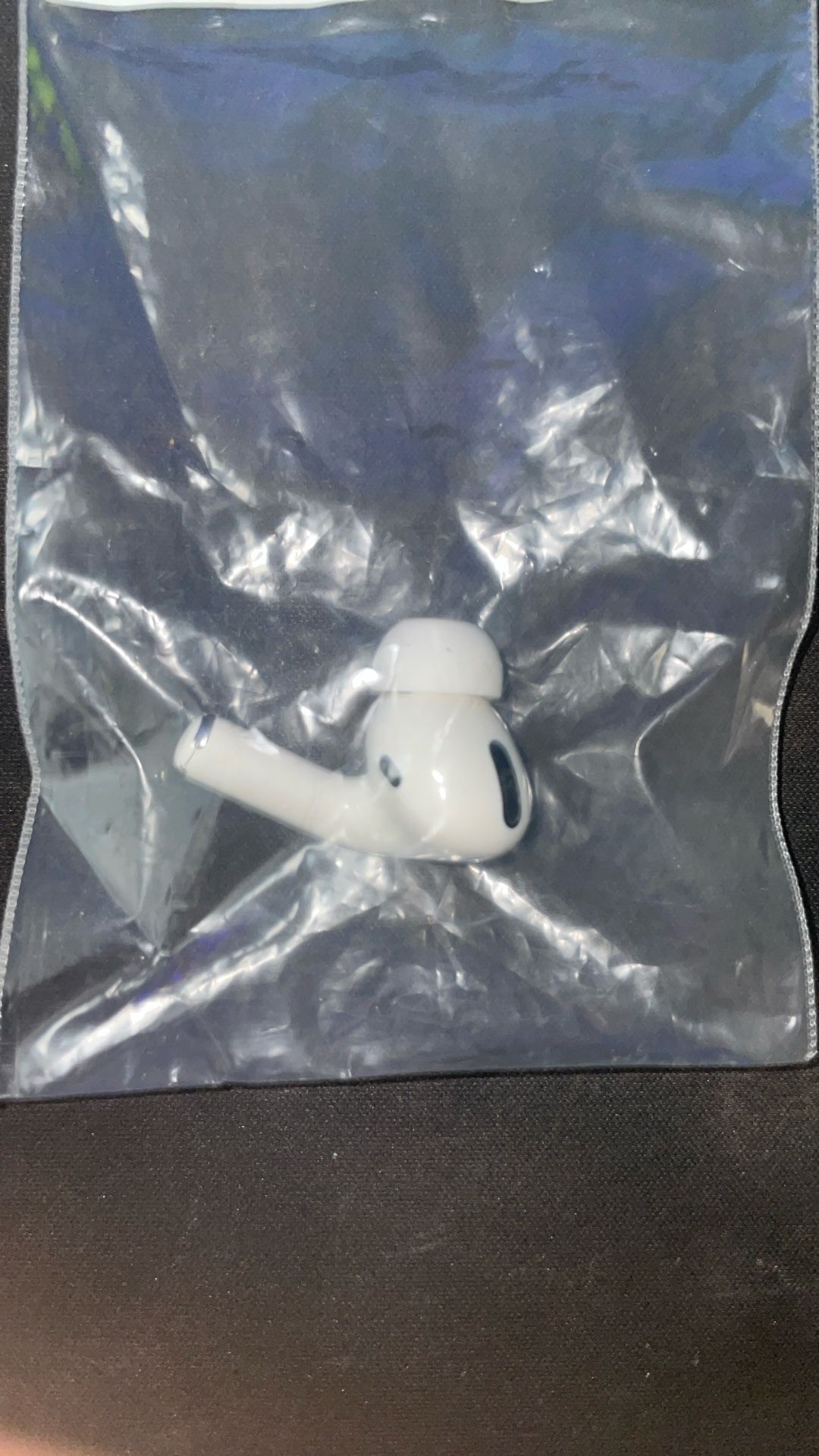 Airpod Pros Right Earbud (1st Gen)