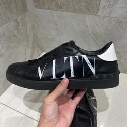 Valentino Originales 
