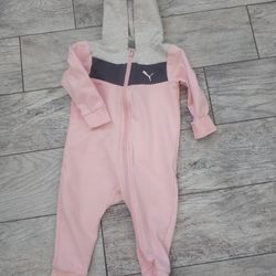 Puma  Bodysuit Size 12 Months.pick Up Palmdale Ca