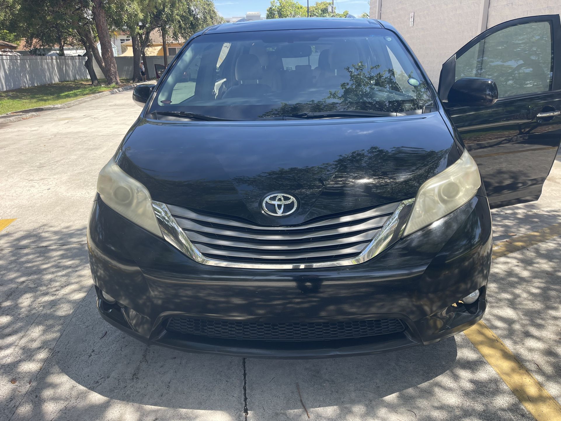 2016 Toyota Sienna