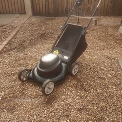 corded electric lawn mower with bag