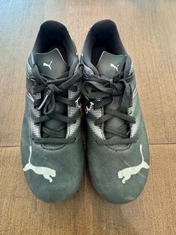 PUMA FUTURE 7 PLAY Youth Soccer Cleats Size 3 – FG/AG – Black