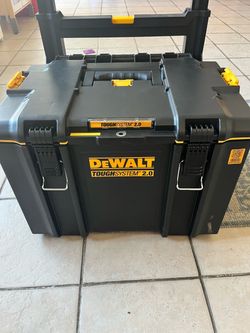 DeWalt ToughSystem 2.0 Tool Box