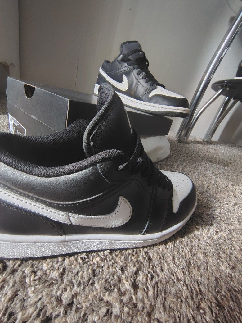 Nike Air Jordan 1