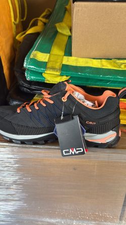 Shoes for women’s
