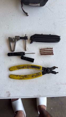Bike Repair Tool Kit with Pedro's Pliers