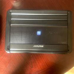 Alpine Sub Amp