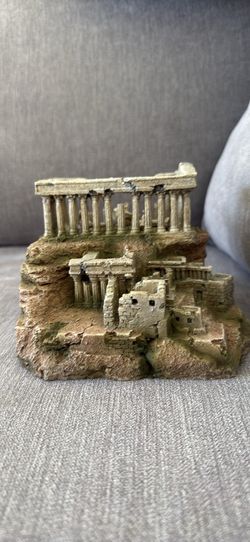Underwater Treasures Parthenon Fish tank Decor