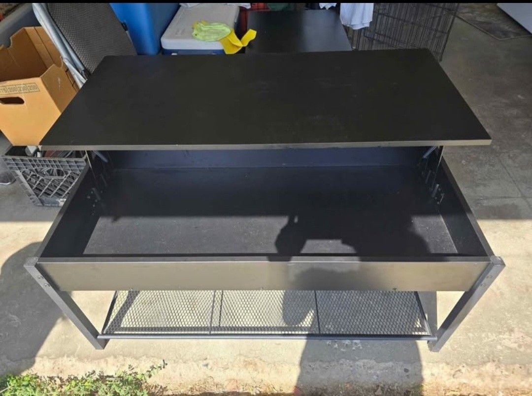 Extending Coffee Table