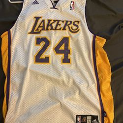 Kobe Bryant Jersey Size XL