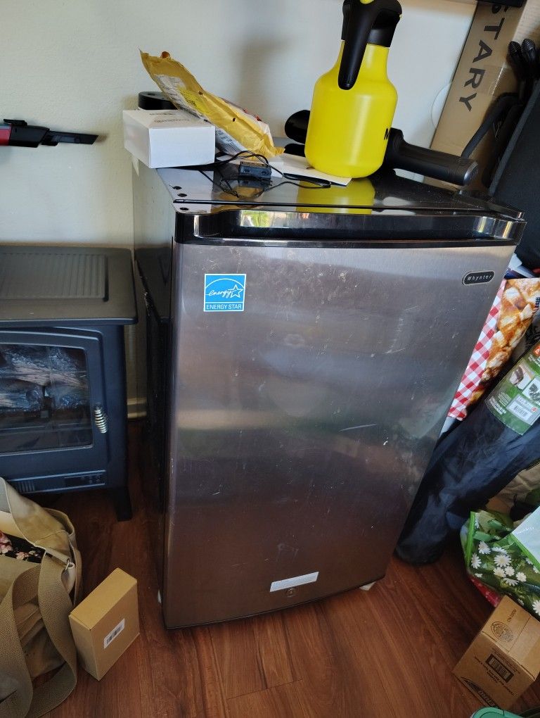 3 Cu ft Freezer