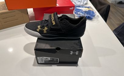 Men’s New Throwing Shoes Size 13