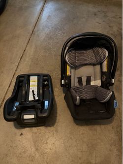 Graco Carseat Black w pads