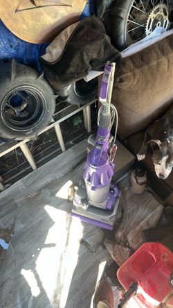 Dyson DC07 animal (vacuum)