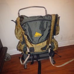 Kelty Trekker 3900 St