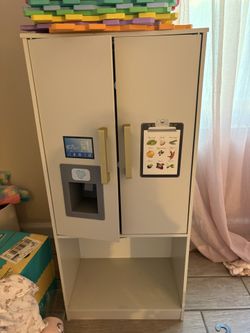 Play Fridge
