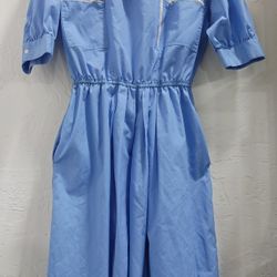 Vintage 1980's Blue And White Midi Short Sleeve One Piece Dress With Pockets, Zipper Flap Neck Collar & Elastic Fitted Waist 80s