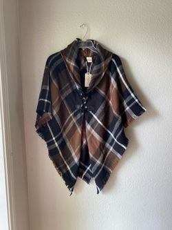Brand New Woman’s St. John's brand Brown Plaid Toggle Poncho Wrap Up For Sale