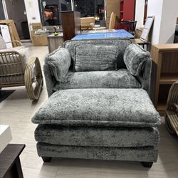 Boucle Oversized Sofa Chair w/ Ottoman
