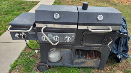 Large Gas/charocal Grill with Side Burner and Smoker