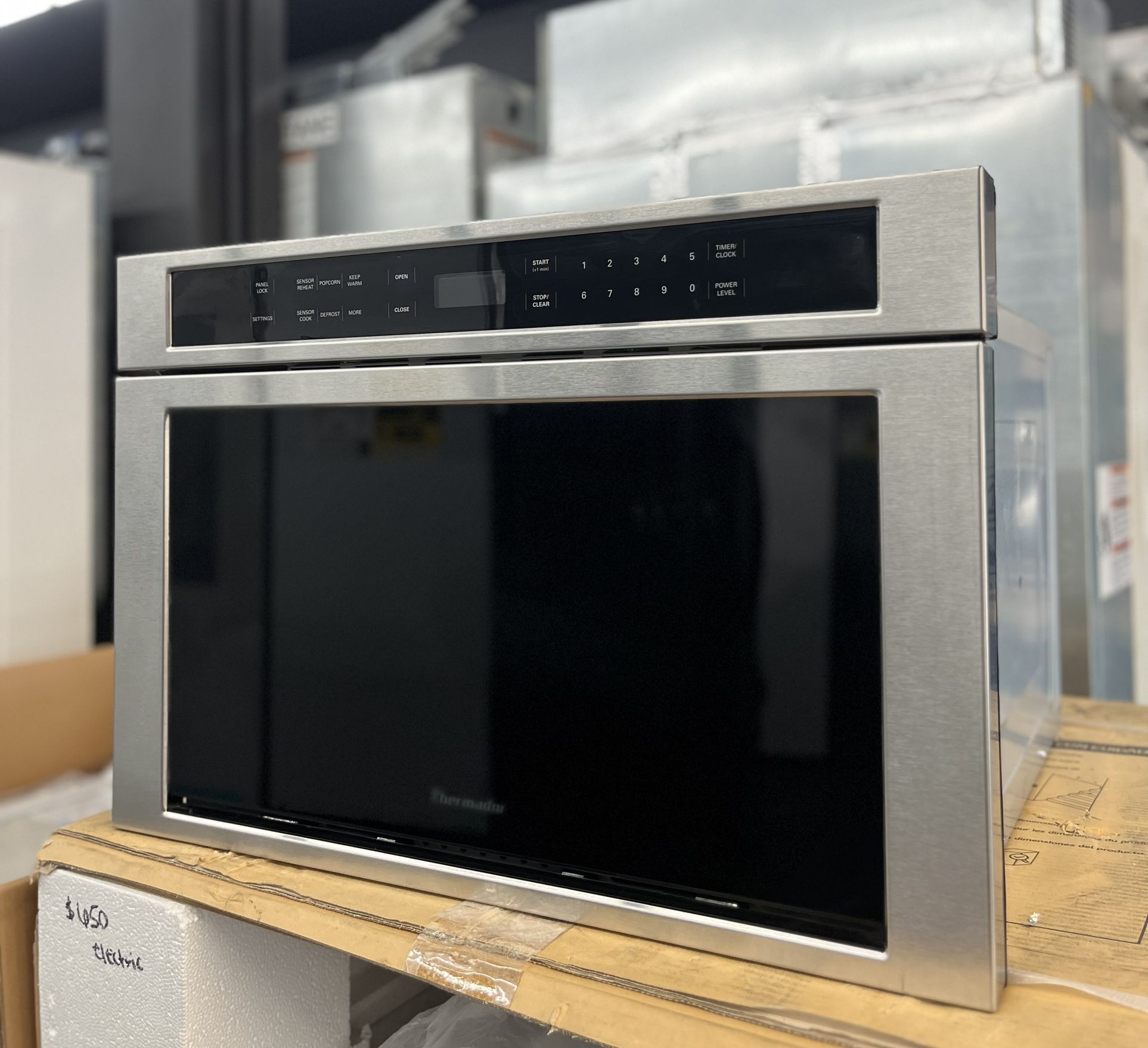 Thermador Stainless Steel 24” Wide Microwave Drawer 