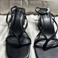 New Madden Girl Black Heels 