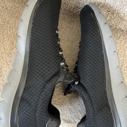 Men’s Shoes Size 8