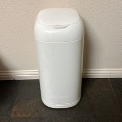 Baby Diaper Trash Can!