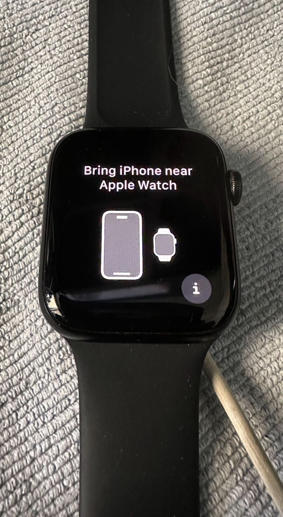 Apple Watch SE 2nd Gen (GPS + Cellular, Aluminum, 44mm