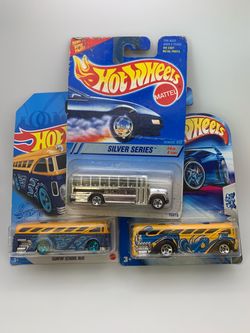 Hot Wheels School Bus Die-Cast Lot of 3
