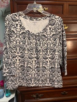 Croft & Barrow Women's Floral Top Size Large