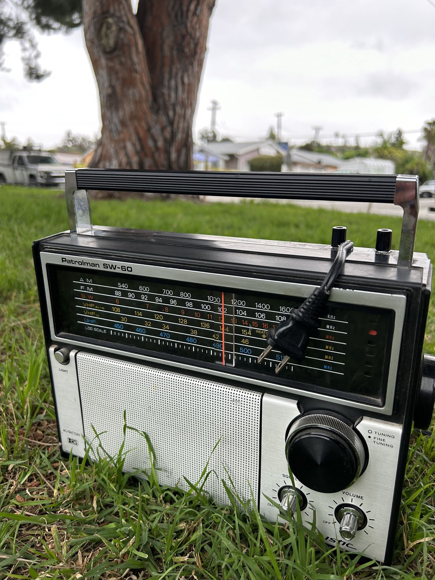 Patrolman SW-60 AC/DC Realistic Vintage Radio