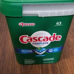 Cascade Complete Dishwasher detergent 