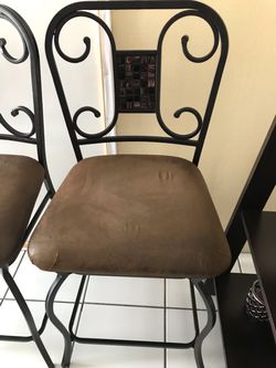 4x Counter Stools