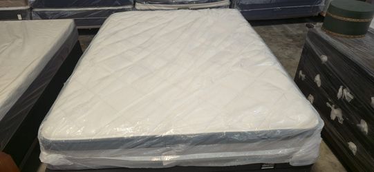 PILLOW TOP MATTRESS AND BOX SPRING  SEALY FREE DELIVERY 🚚🚚