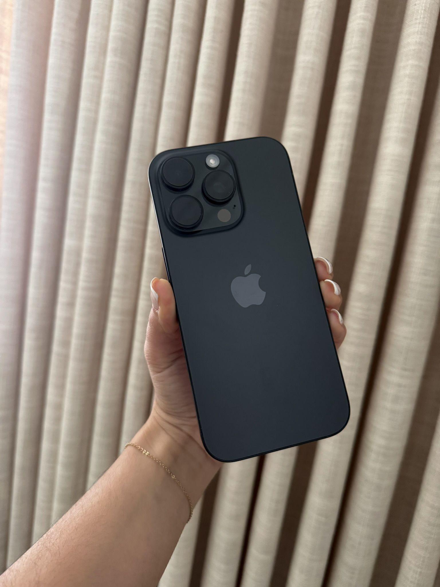 MINT iPhone 16 Pro 256 Black Unlocked 